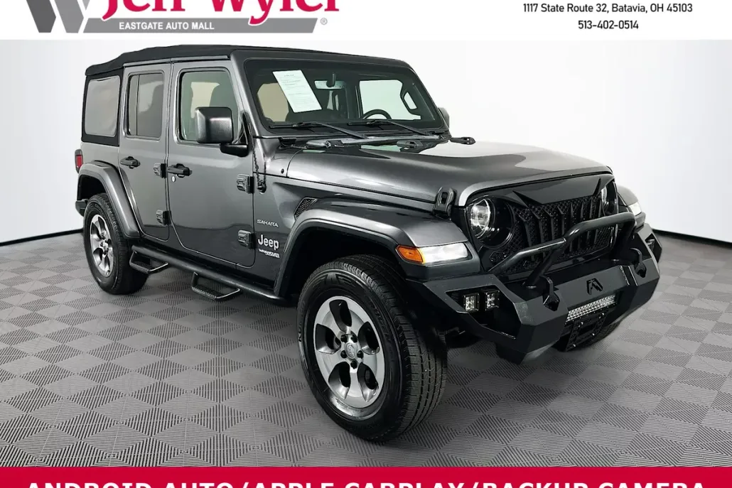 2018 Jeep Wrangler Unlimited Sahara photo 1