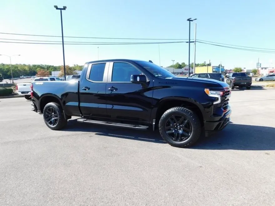 2026 Chevrolet Silverado 1500 RST photo 1