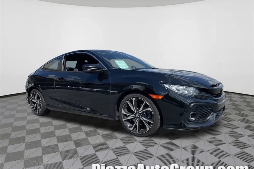 2017 Honda Civic Si photo 1