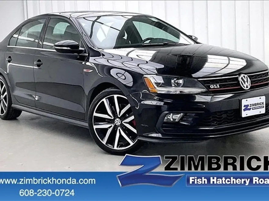 2018 Volkswagen Jetta GLI 2.0 photo 1