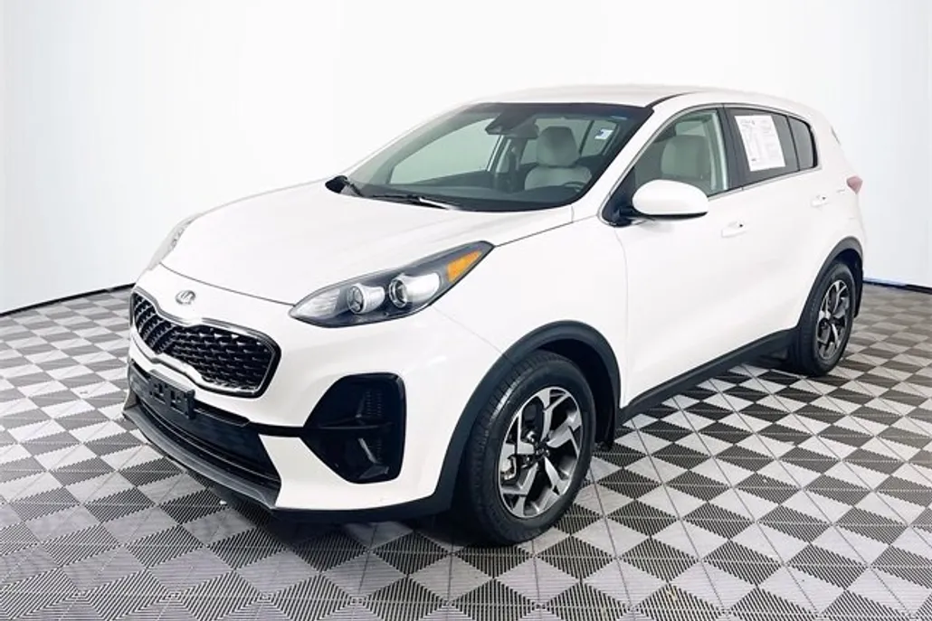 2020 Kia Sportage LX photo 1