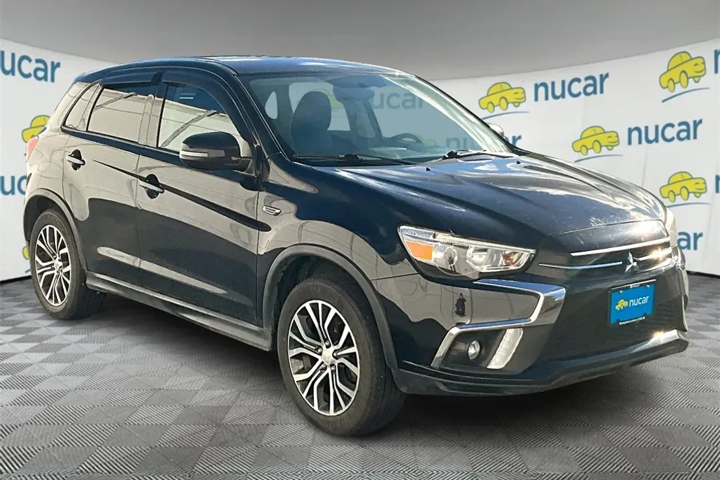 2024 Mitsubishi Outlander Sport ES photo 1