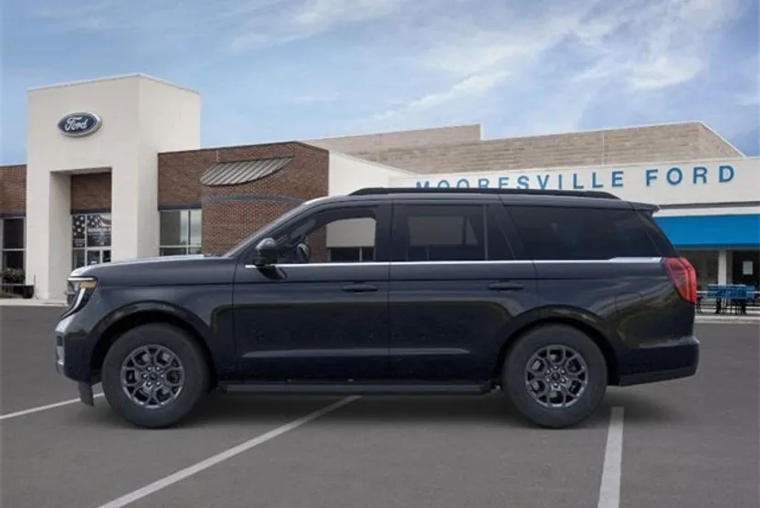 2025 Ford Expedition photo 1