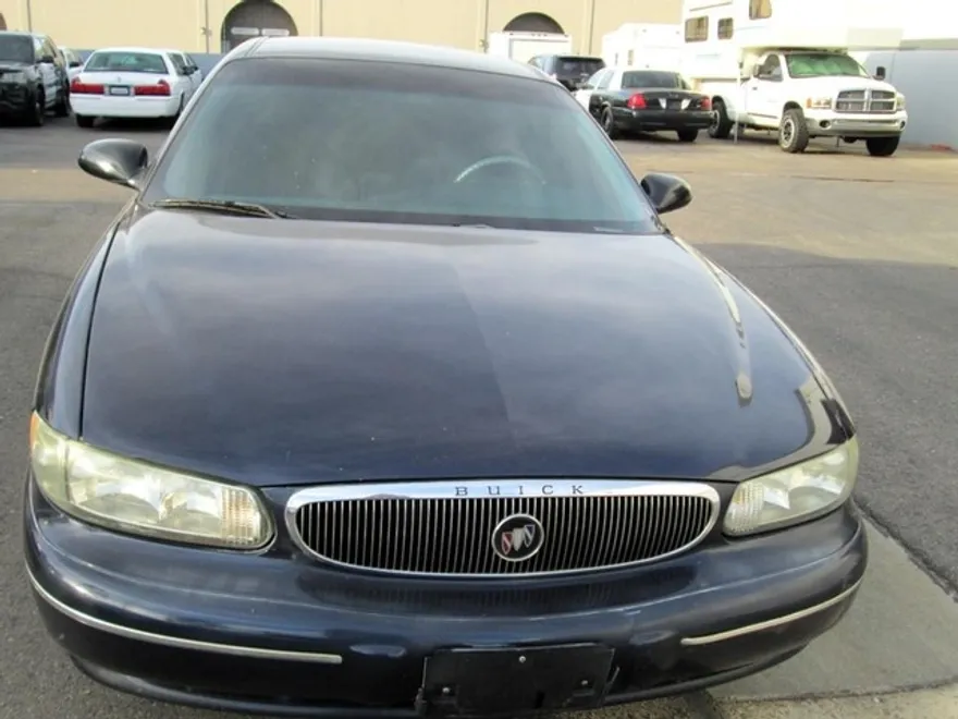 2000 Buick Century Custom photo 1