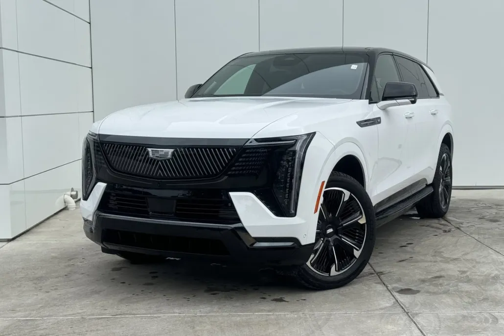 2025 Cadillac Escalade IQ Sport photo 1