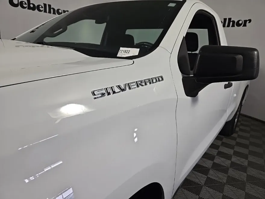2024 Chevrolet Silverado 1500 photo 1