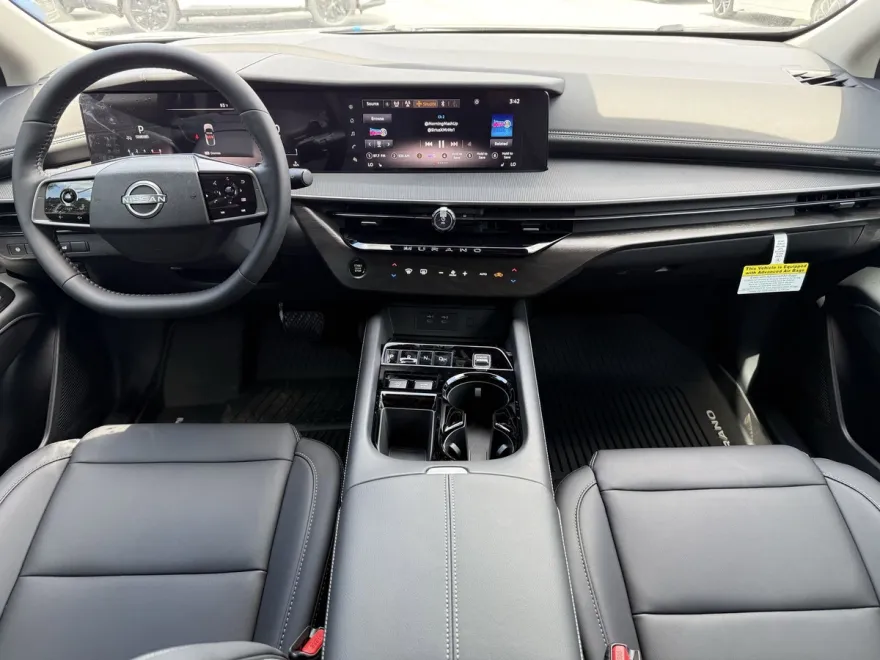 2025 Nissan Murano SV photo 1