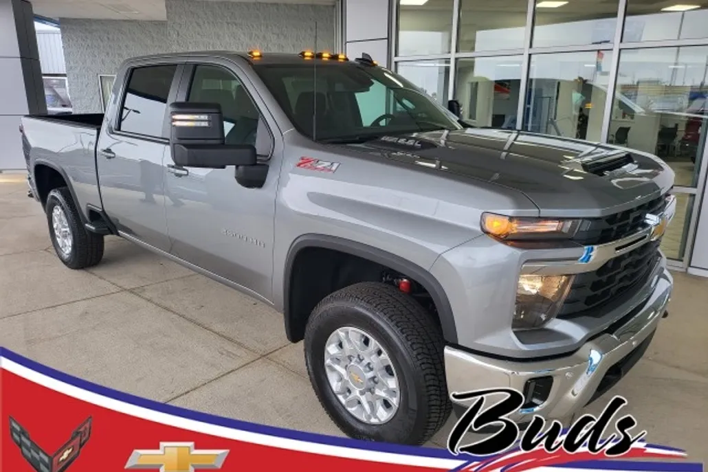 2026 Chevrolet Silverado 2500HD LT photo 1