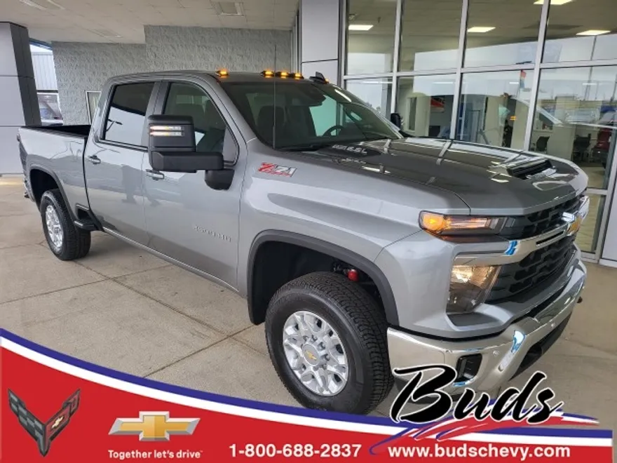 2026 Chevrolet Silverado 2500HD LT photo 1