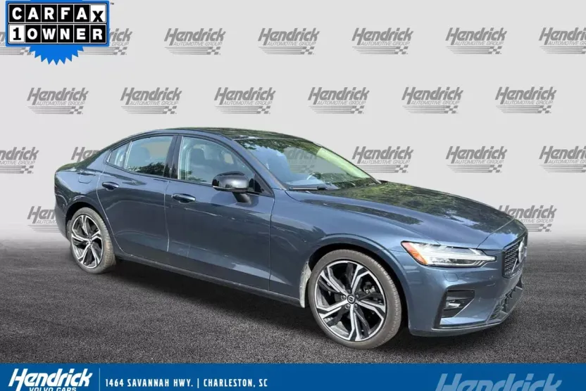 2025 Volvo S60 Core photo 1