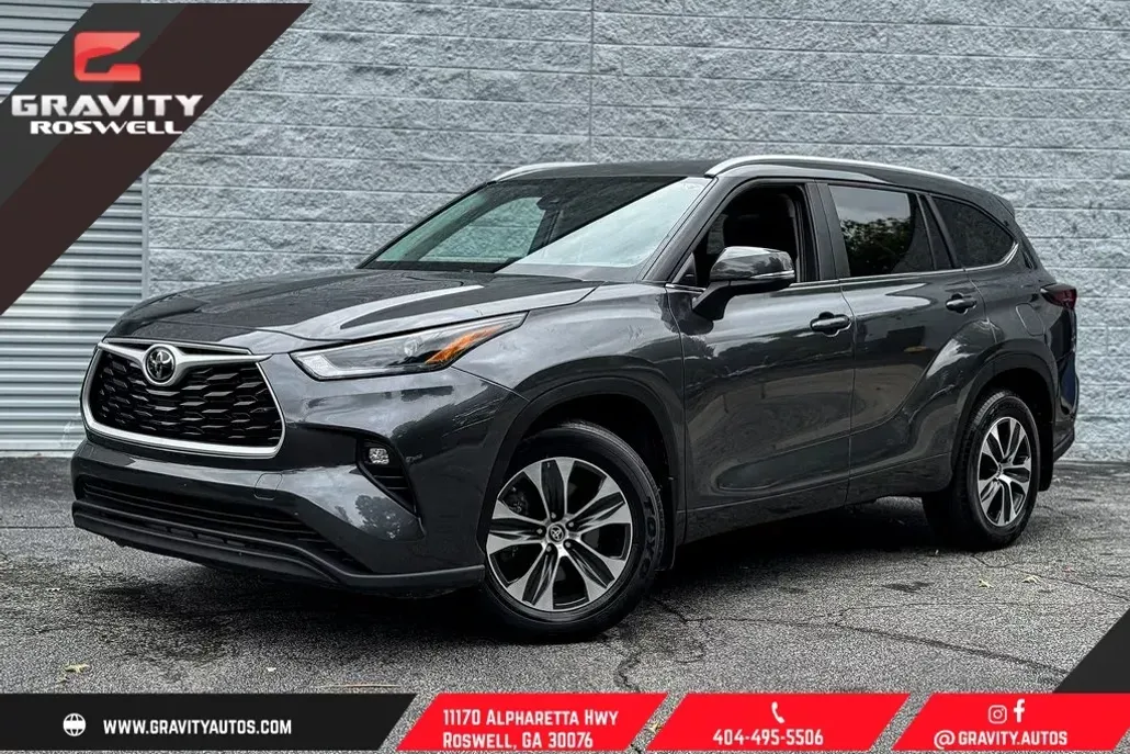 2024 Toyota Highlander XLE photo 1