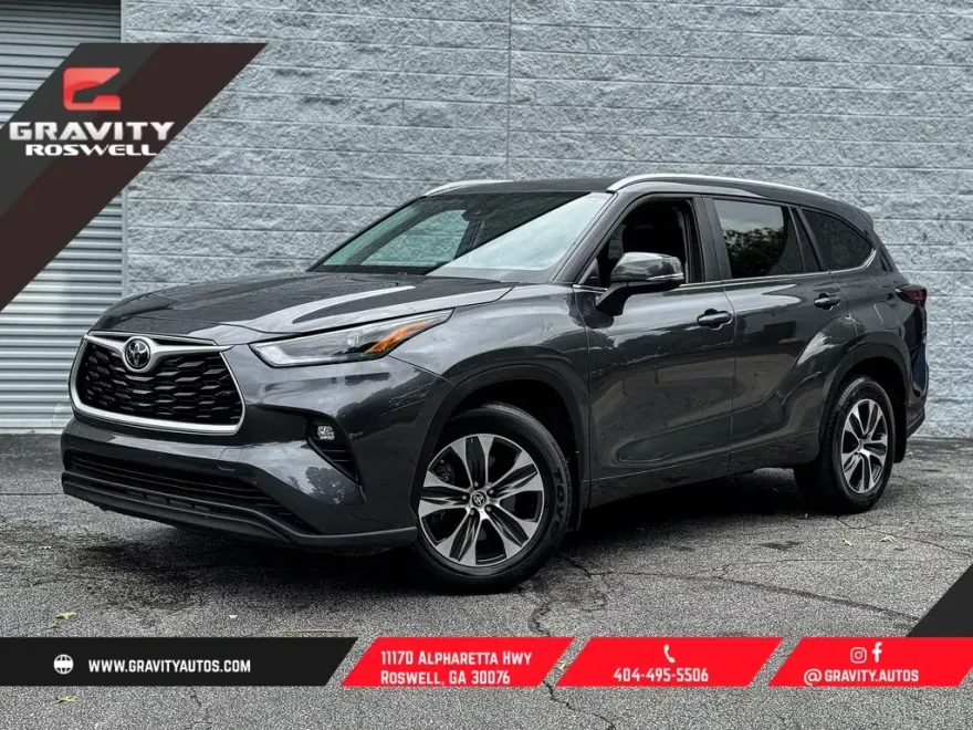 2024 Toyota Highlander XLE photo 1