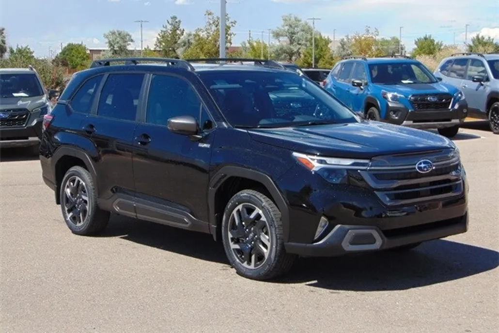 2025 Subaru Forester Limited photo 1