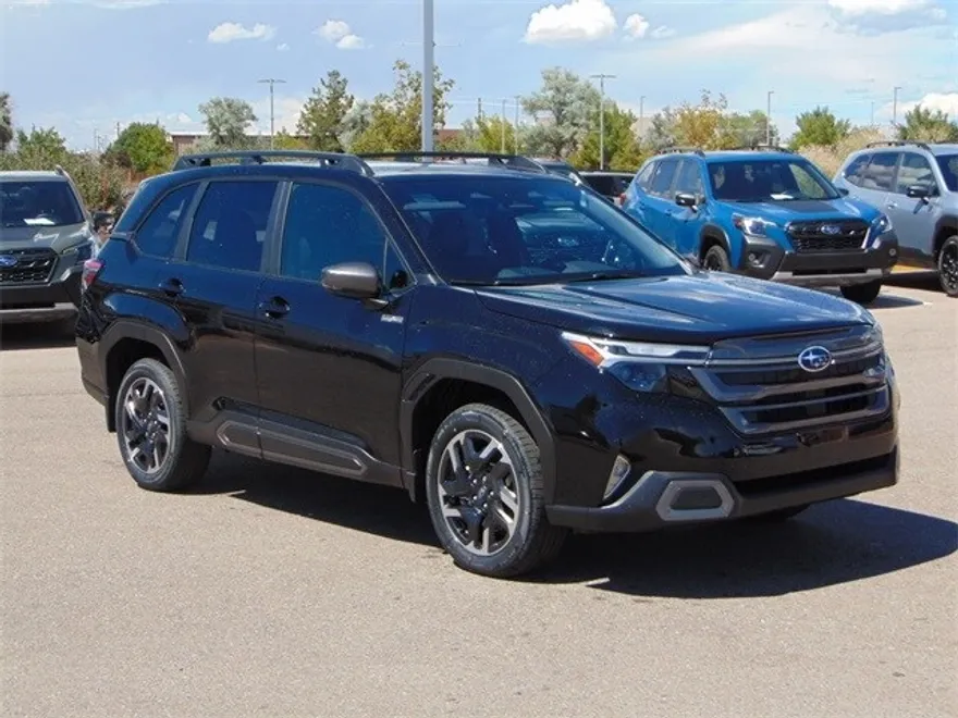 2025 Subaru Forester Limited photo 1