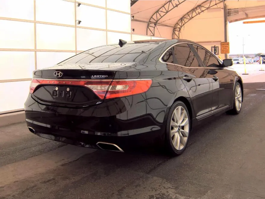 2016 Hyundai Azera Limited photo 1