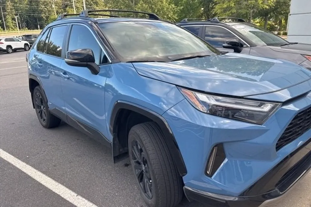 2024 Toyota RAV4 Hybrid XSE photo 1
