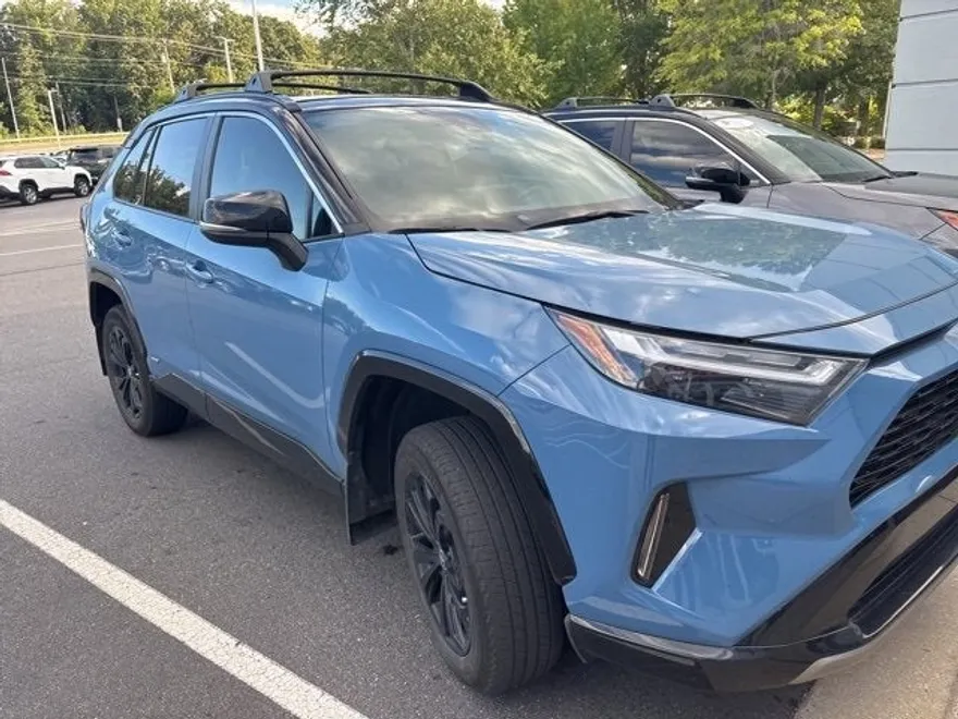 2024 Toyota RAV4 Hybrid XSE photo 1