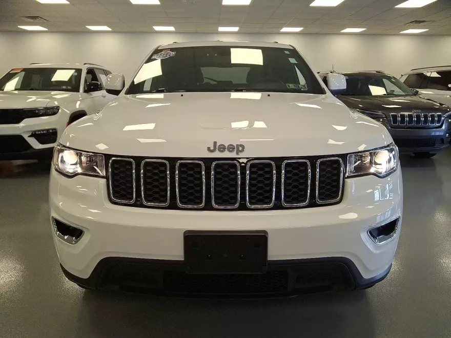 2020 Jeep Grand Cherokee Laredo E photo 1