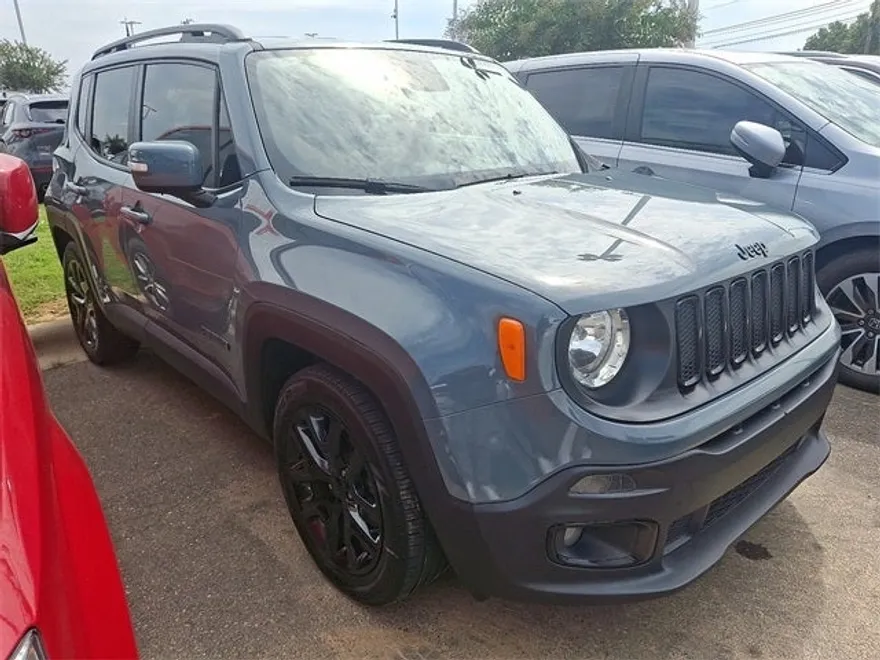 2018 Jeep Renegade Latitude North Edition photo 1