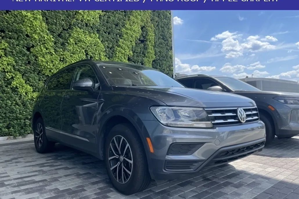 2021 Volkswagen Tiguan SE photo 1