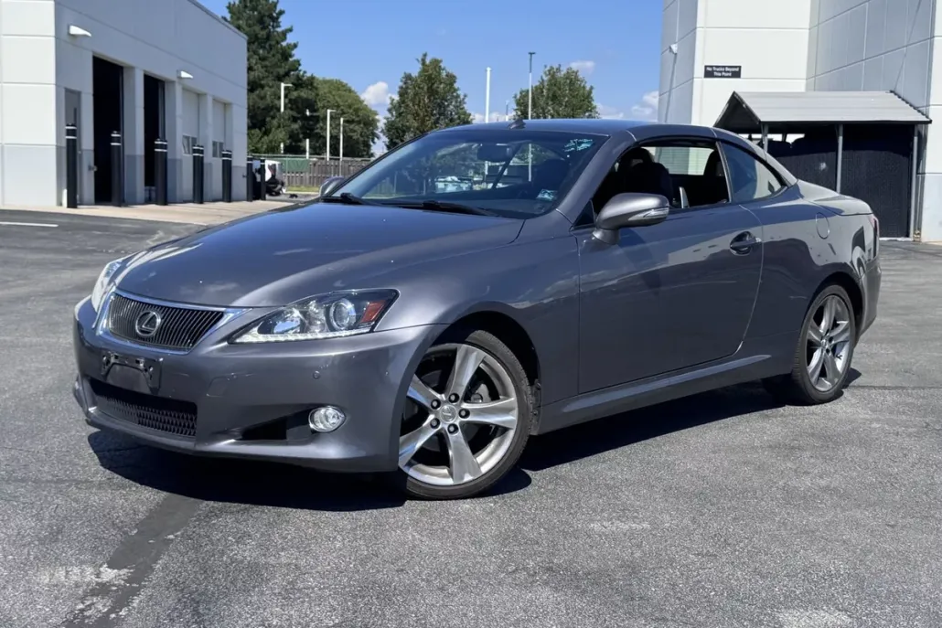 2013 Lexus IS 250C photo 1