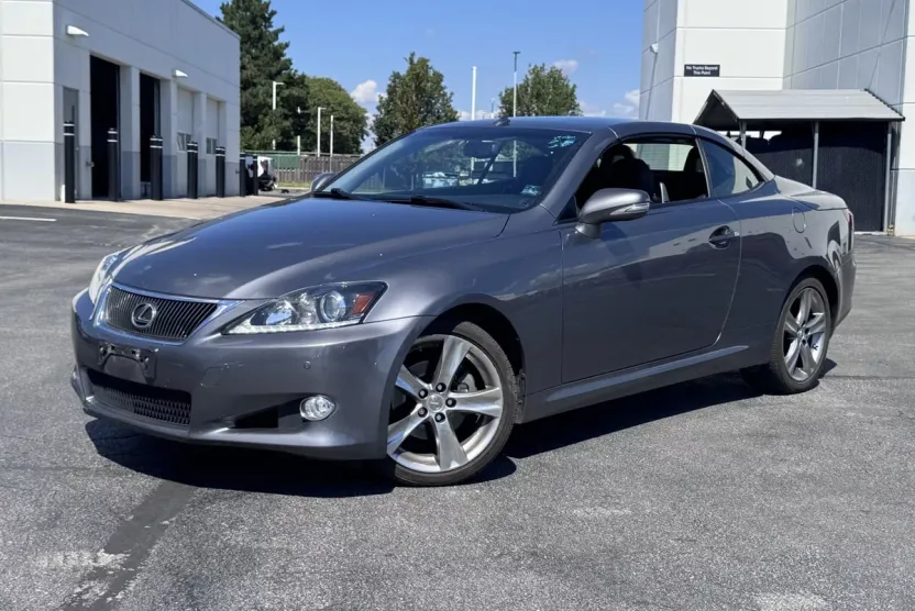 2013 Lexus IS 250C photo 1