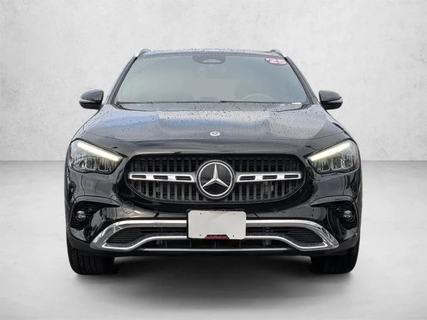 2025 Mercedes Benz GLA 250 photo 2