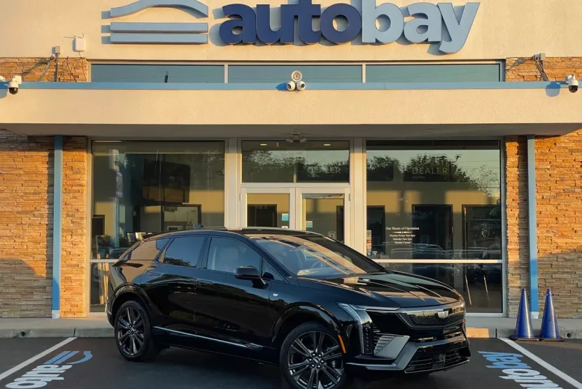 2025 Cadillac Optiq Sport photo 1