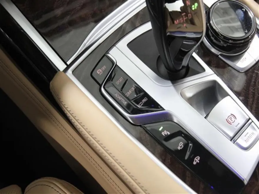 2022 Bmw 750i xDrive photo 1