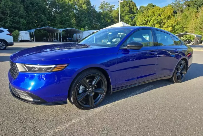 2024 Honda Accord Hybrid Sport-L photo 1