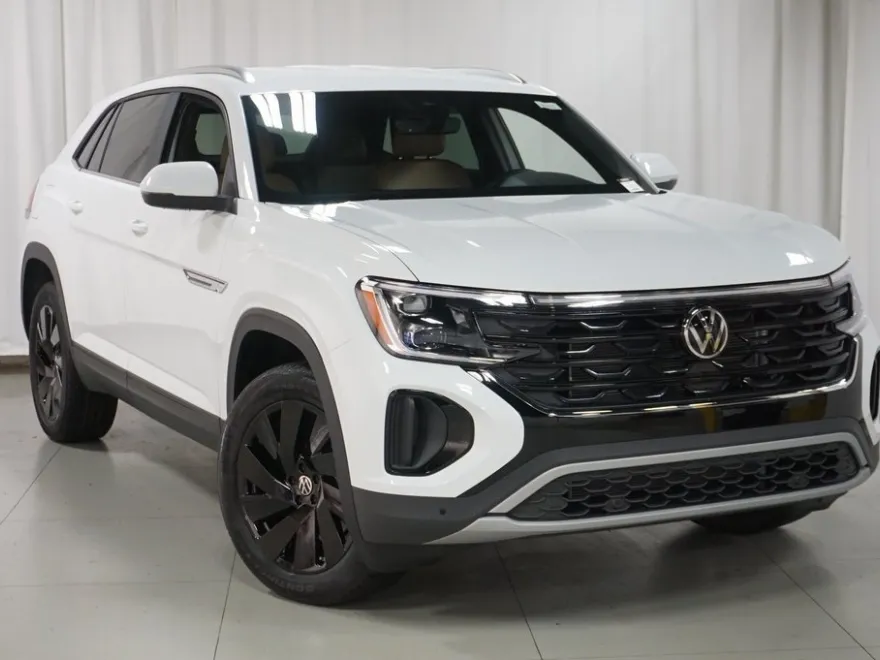 2025 Volkswagen Atlas Cross Sport SE Technology photo 1