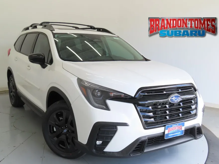 2025 Subaru Ascent Onyx Edition Touring photo 1