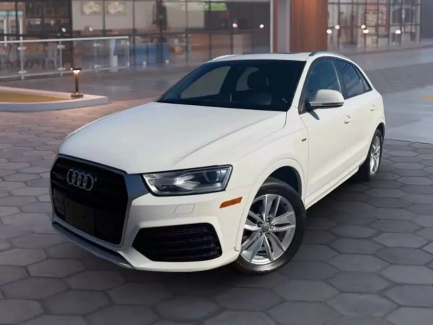 2018 Audi Q3 Premium photo 1