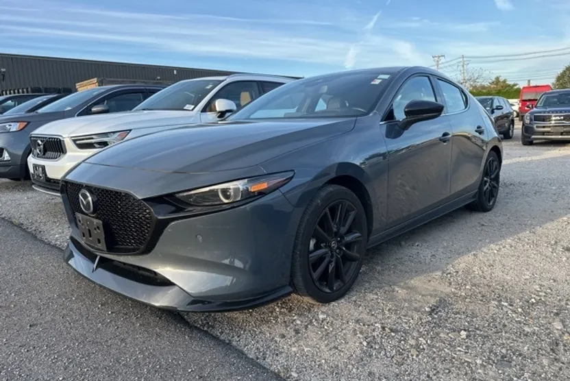 2021 Mazda Mazda3 Premium Plus photo 1