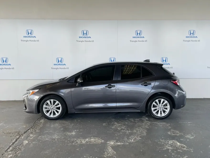 2023 Toyota Corolla SE photo 1
