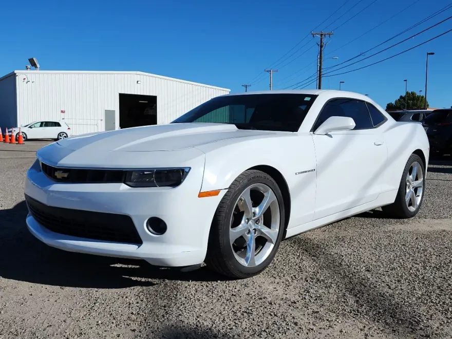 2014 Chevrolet Camaro 2LT photo 1