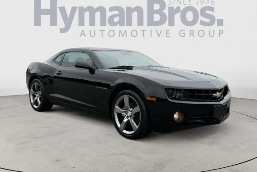 2011 Chevrolet Camaro 2LT RS photo 1