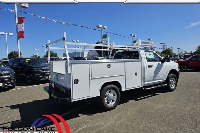 2024 Ram 3500 Tradesman photo 1