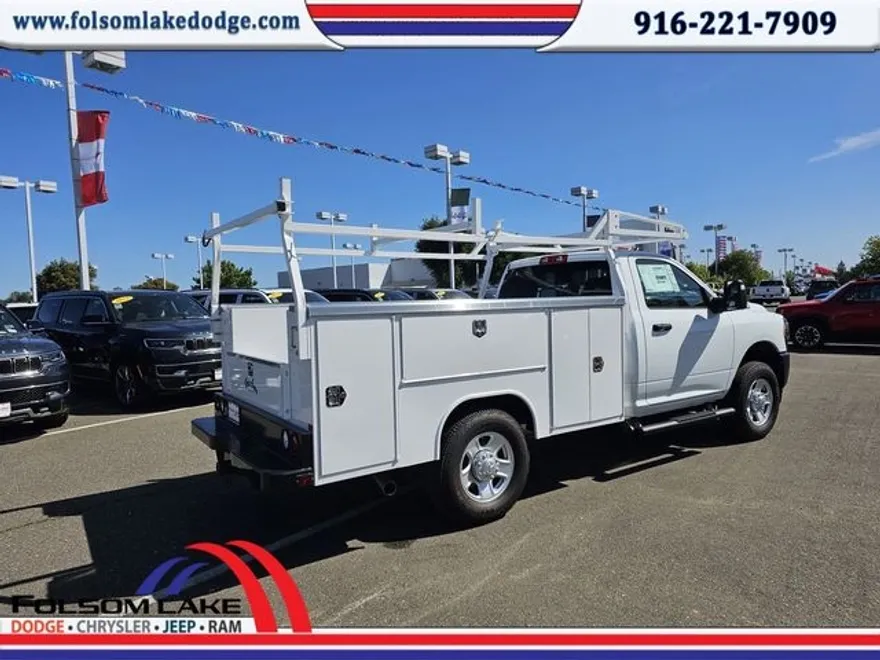 2024 Ram 3500 Tradesman photo 1