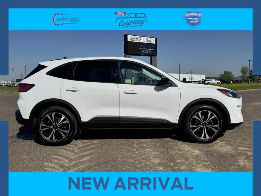 2022 Ford Escape SE photo 1