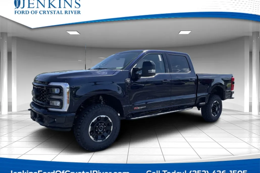 2025 Ford F-250 Lariat photo 1