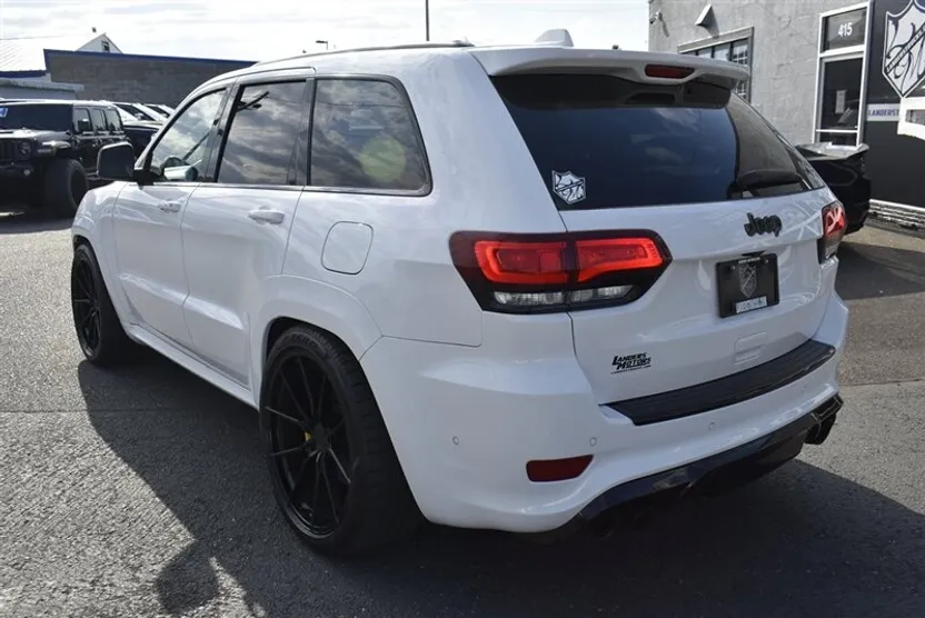 2020 Jeep Grand Cherokee Trackhawk photo 1