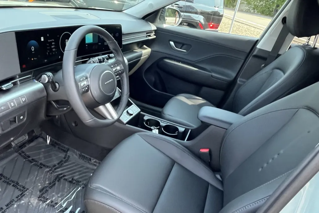 2026 Hyundai Kona SEL photo 1