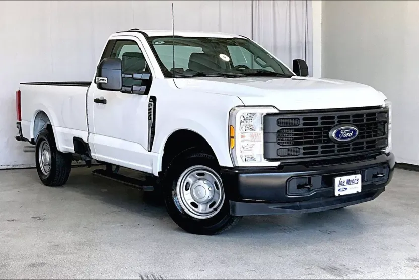 2024 Ford F-250 photo 1
