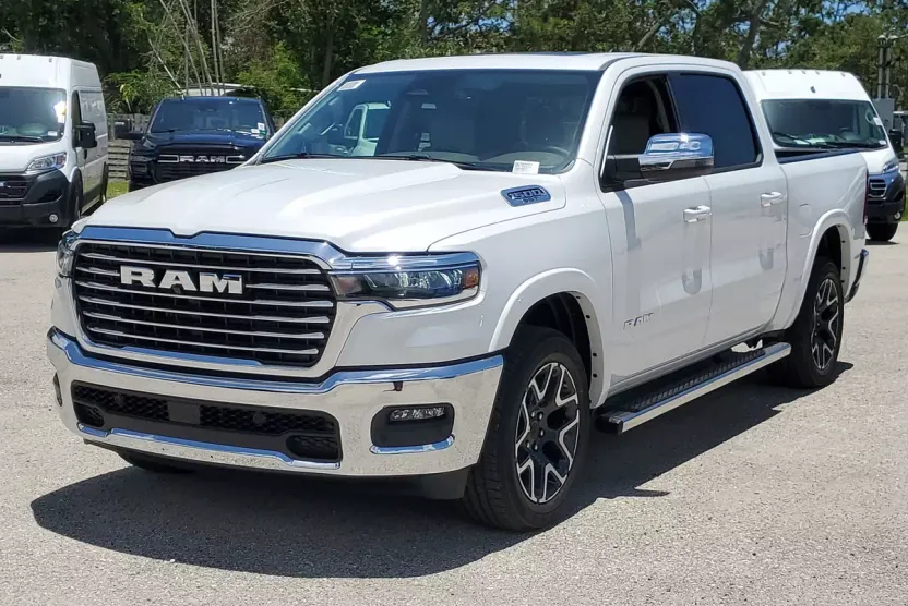 2025 Ram 1500 Laramie photo 1