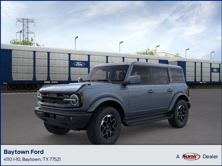 2025 Ford Bronco Outer Banks photo 1