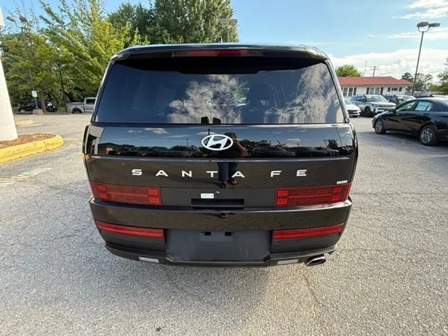 2025 Hyundai Santa Fe SE photo 1