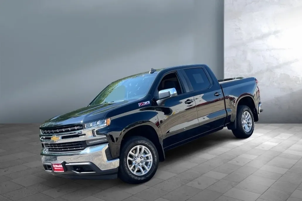 2022 Chevrolet Silverado 1500 LT photo 1