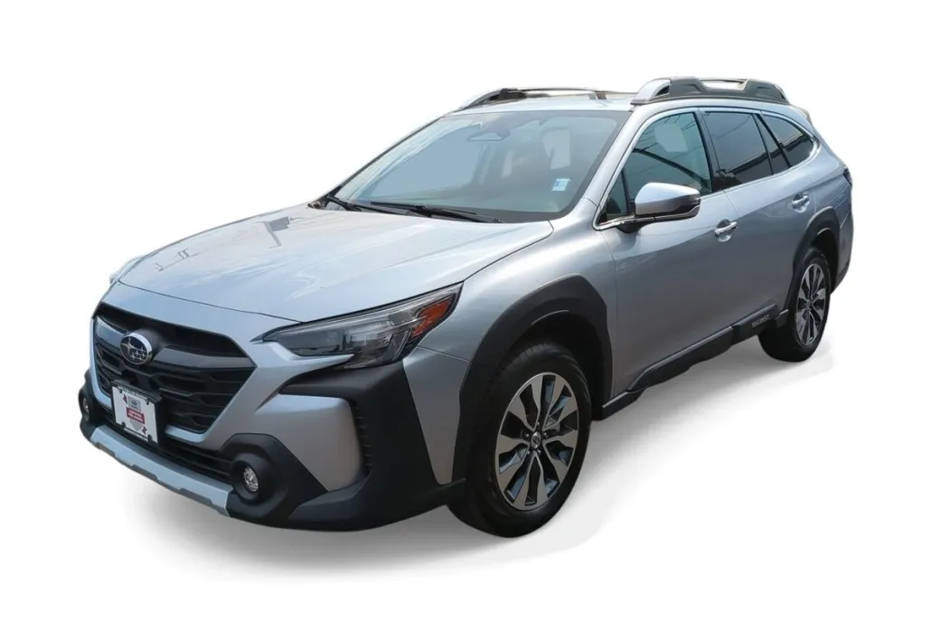 2024 Subaru Outback Touring XT photo 1