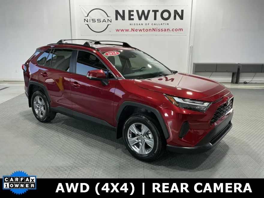 2024 Toyota RAV4 XLE photo 1